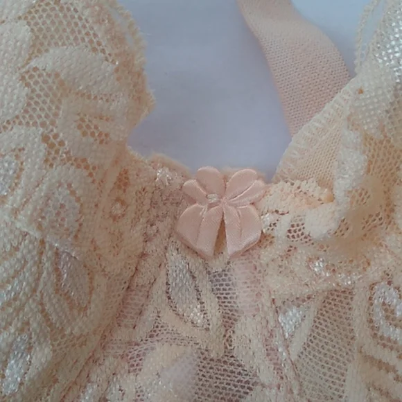 Peach Khaki Lace Push-up Bra, Small - Picture 11 of 14